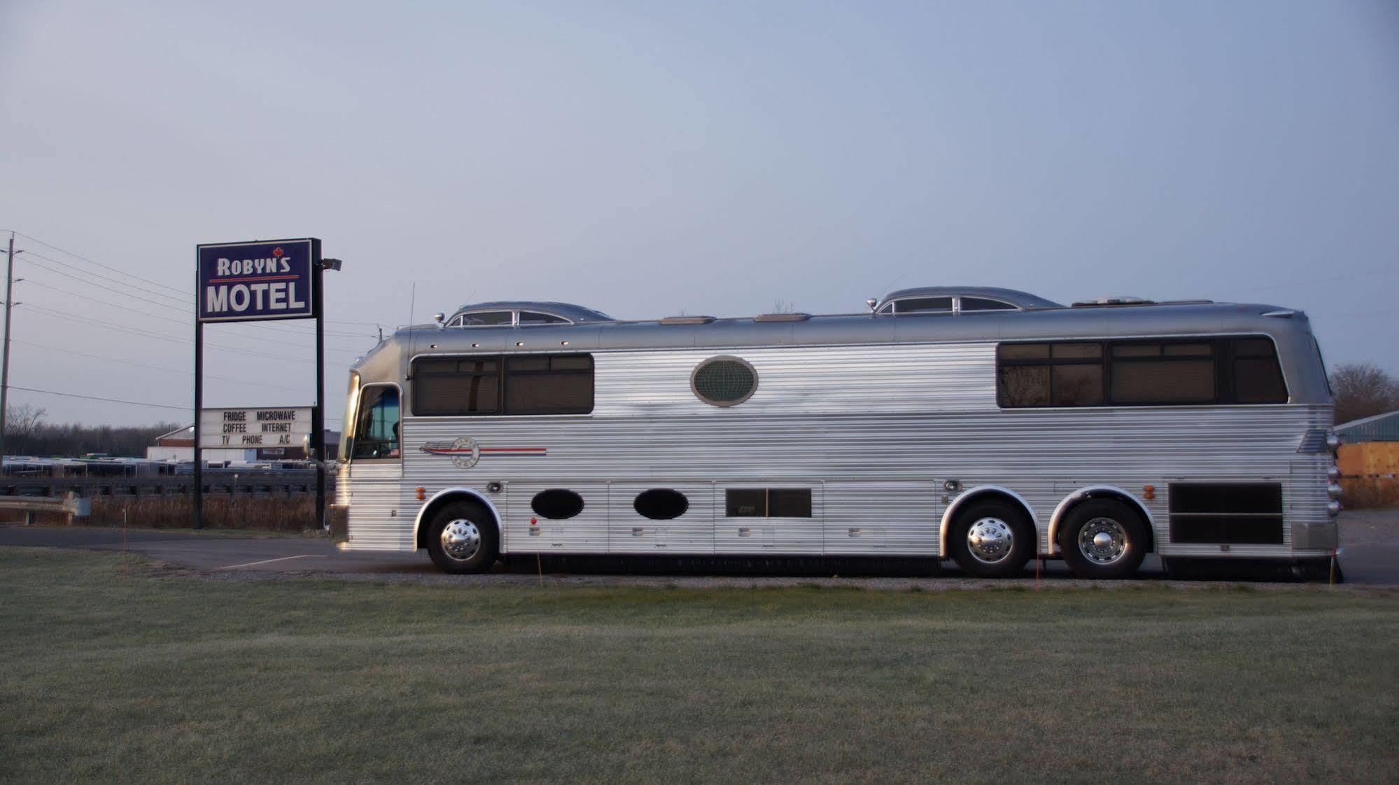 Robyn'S Motel Peterborough Esterno foto